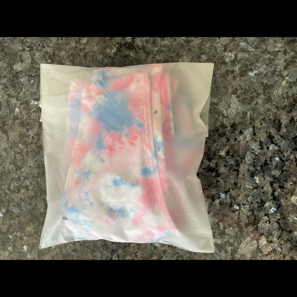 For six_eight_only NWT 🍭cotton candy bikini - Picture 4 of 7